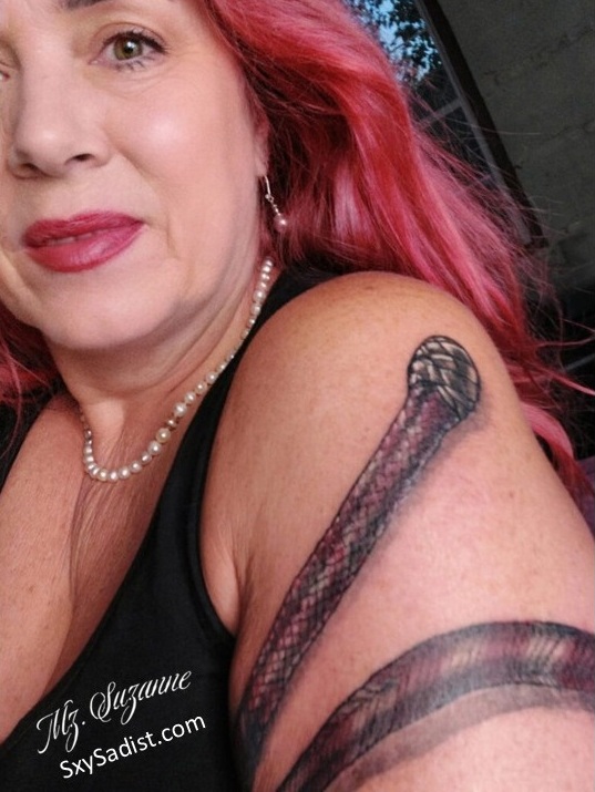 Mistress Suzanne SxySadist